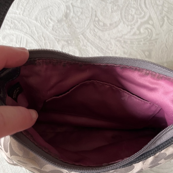 Coach handbag - Picture 3 of 3